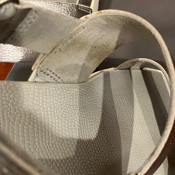 Ecco Freja Classic Women's EU 37 US 6 Sandals SILVER Double Strap Shoes Sandal - Picture 8 of 10